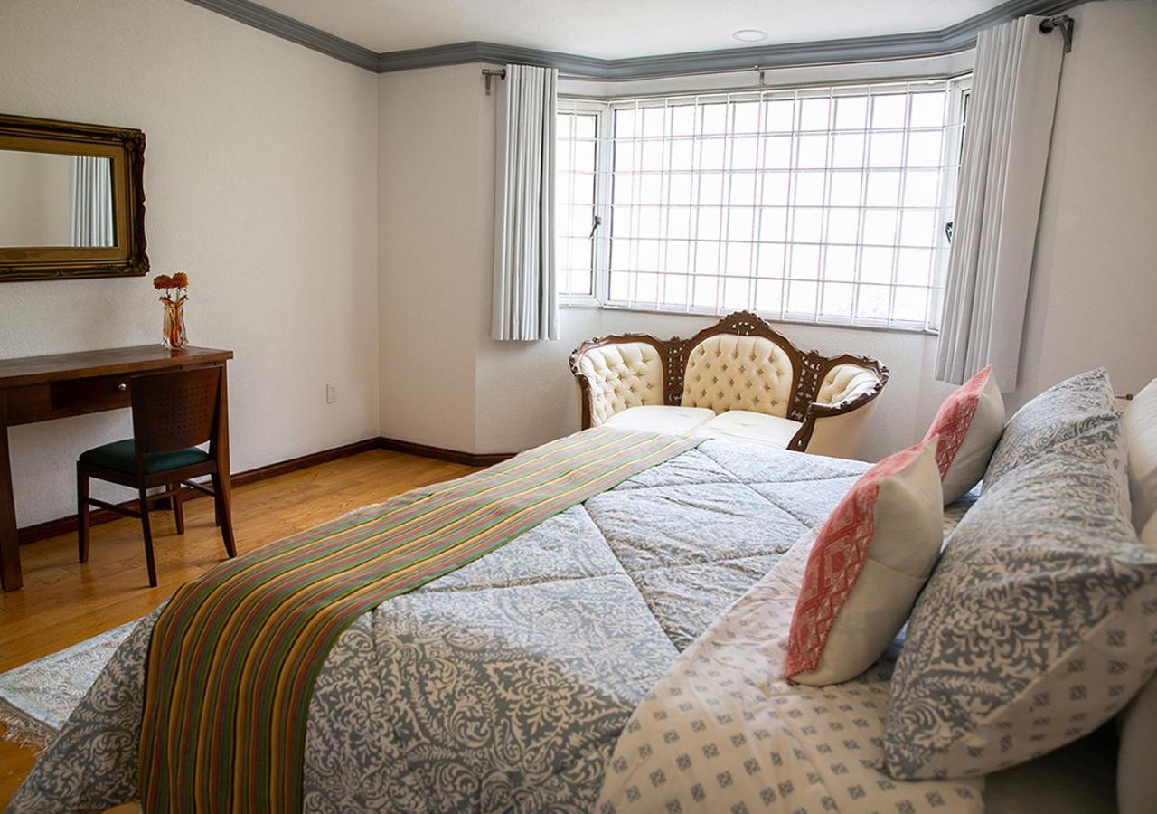 Casa San Pedro Bed & Breakfast เม็กซิโกซิตี้ ภายนอก รูปภาพ