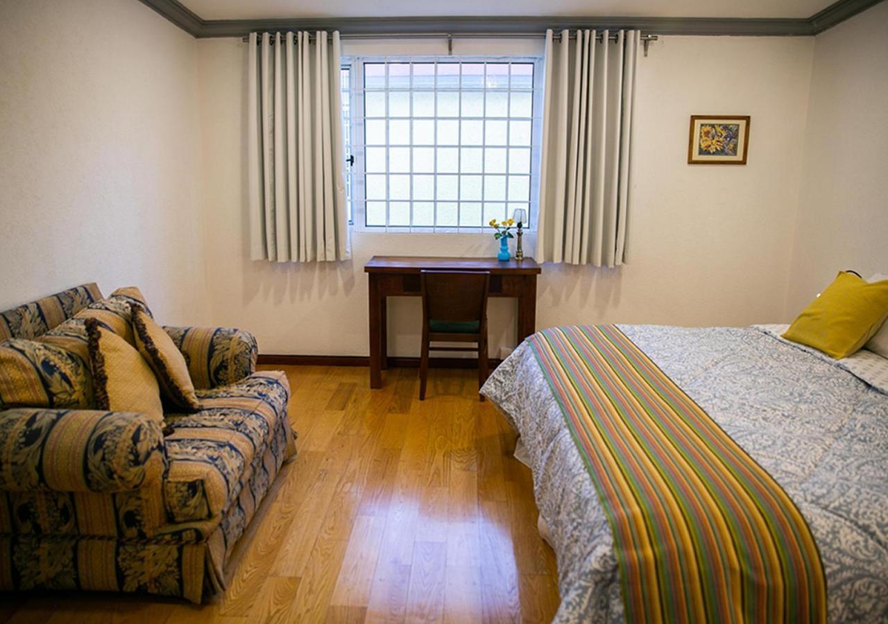 Casa San Pedro Bed & Breakfast เม็กซิโกซิตี้ ภายนอก รูปภาพ